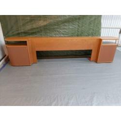 Auping Auronde achterwand met nachtkastjes voor een bed 160