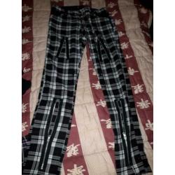 Tk 2 broeken ruit maat m gothic emo punk metal opruiming
