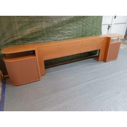 Auping Auronde achterwand met nachtkastjes voor een bed 160