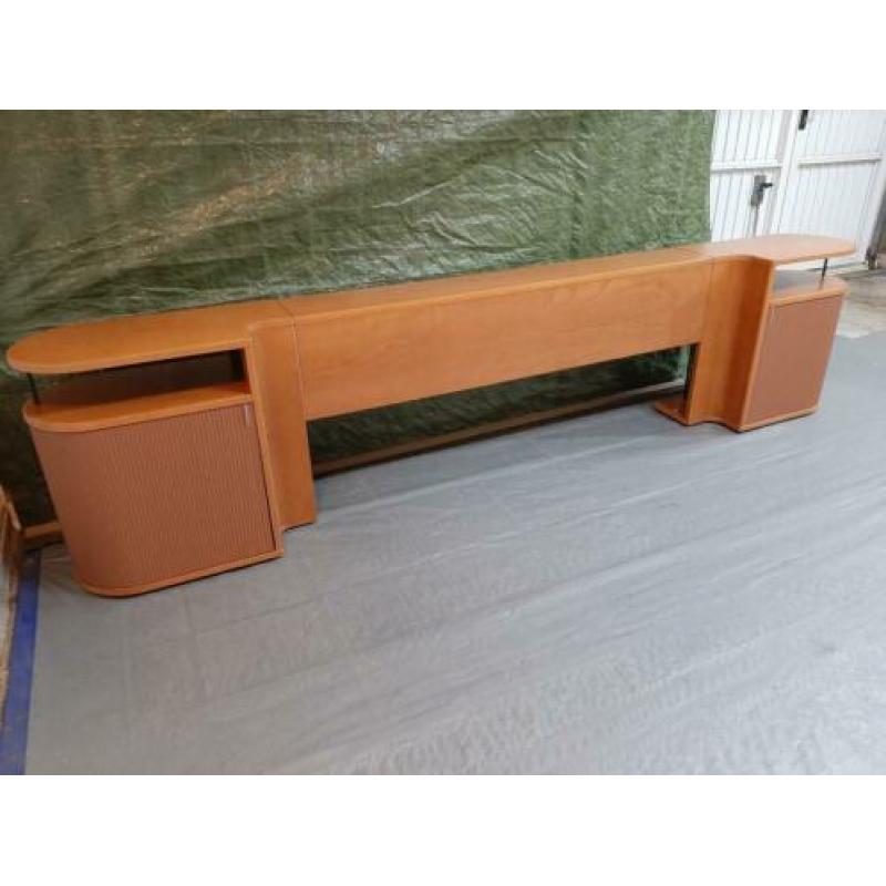 Auping Auronde achterwand met nachtkastjes voor een bed 160