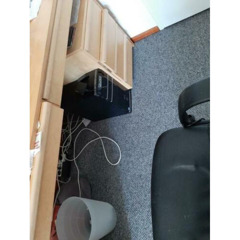 Ik HAAL GRATIS BIJ U OP COMPUTERS LAPTOPS PANNEN ALUMINIUM R