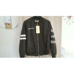 Nieuw bomber jas mt m en camouflage truitje mt s