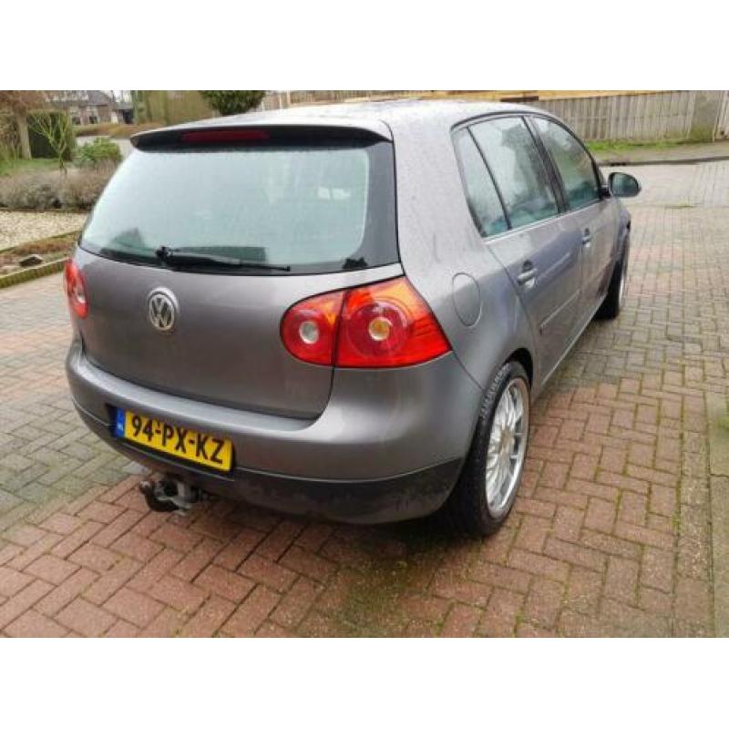 Leuke sportieve Golf 2.0 bijna alle opties. Leer int.