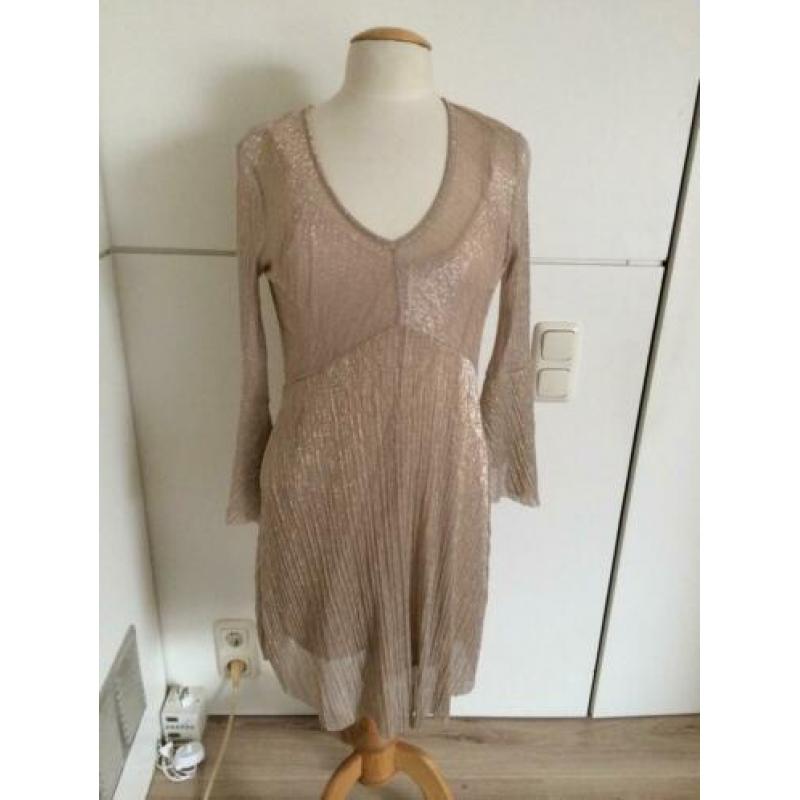 Prachtige champagnekleurig cocktail jurk maat S ZGAN