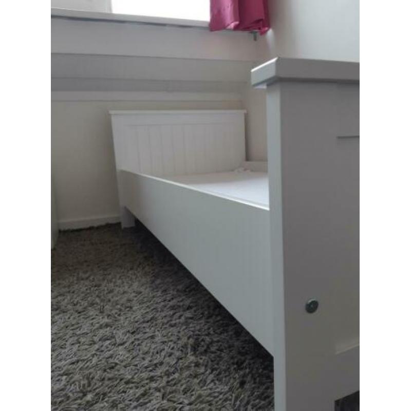 Kinderbed/ peuterbed/ juniorbed wit