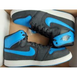 Nike Jordan Retro Ajko maat 15/49,5 NIEUW