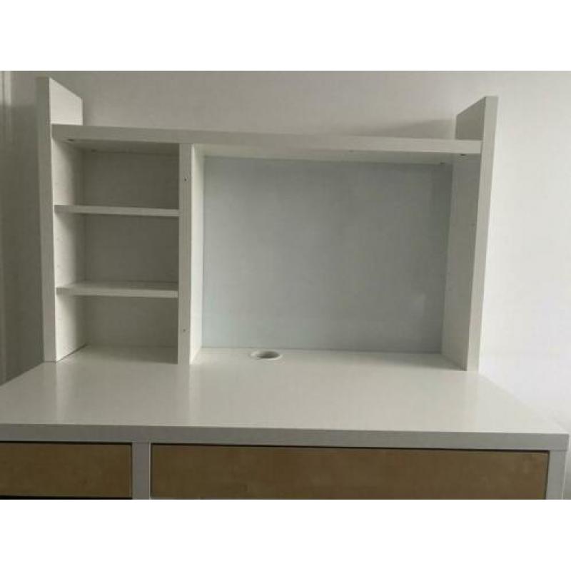 Micki bureautafel