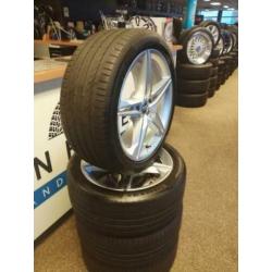 Originele 18 inch Audi A4 S-Line velgen Continental banden
