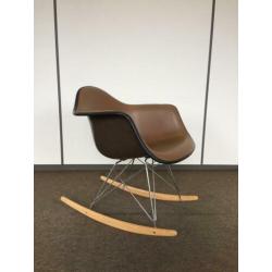 Eames | Herman Miller | RAR Seal Brown | Fiberglass