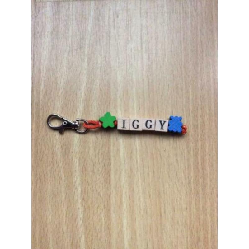 Sleutelhanger persoonlijk kado blokjes geboorte baby naam
