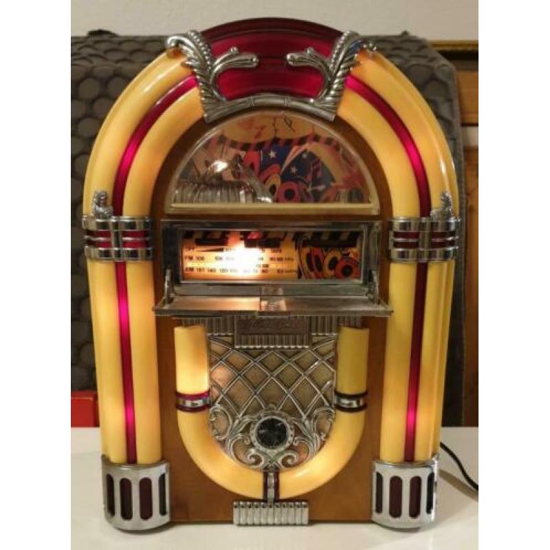 Vintage Retro radio/cassette jukebox AM/FM Radio,Wurlitzer.