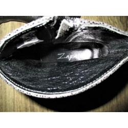 ZAPATO ! Zwarte Leren laarsjes mt 40.