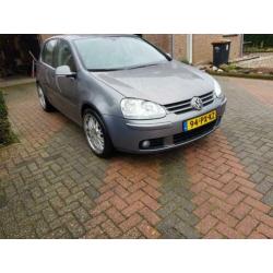 Leuke sportieve Golf 2.0 bijna alle opties. Leer int.
