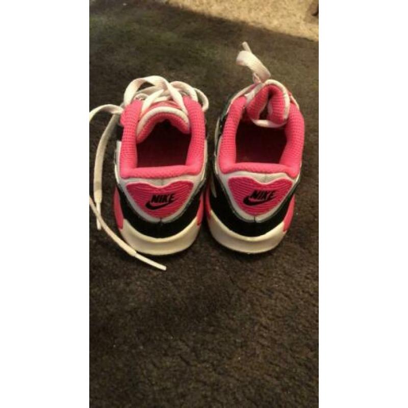 Meisjes Nike air Max maat 22