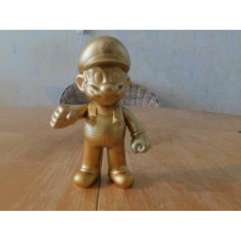 Super Mario Odyssey figuurtje - Goud (nieuw)
