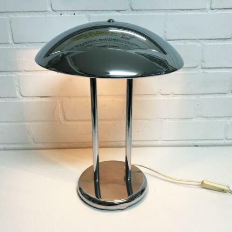 Titan tafellamp