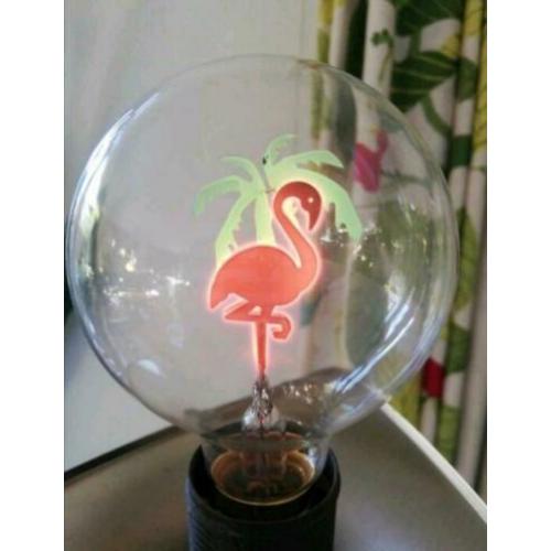 Flamingo lamp