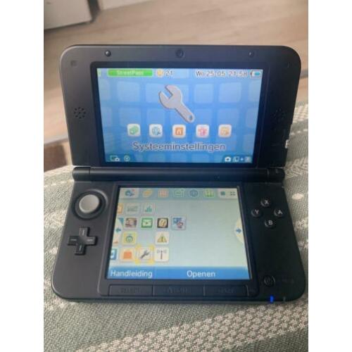 Nintendo 3DS XL met 4 (3DS) spellen