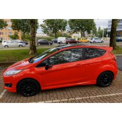 Ford Fiesta Red Edition 140PK incl FABRIEKSGARANTIE