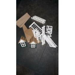 Poppenhuis 8 kamers*