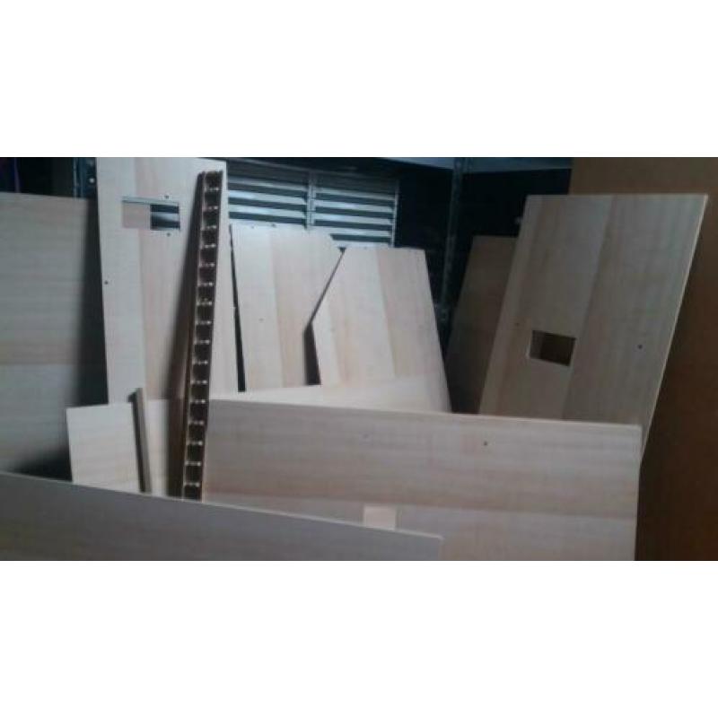 Poppenhuis 8 kamers*