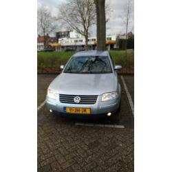 Volkswagen Passat 2.8 V6 142KW 4MOTION AUT2002 Xenon/Vol Led