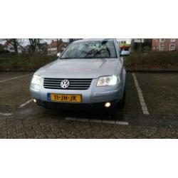 Volkswagen Passat 2.8 V6 142KW 4MOTION AUT2002 Xenon/Vol Led