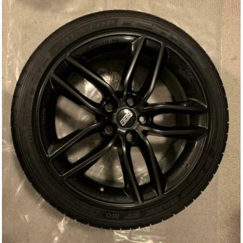 BBS SX 18” 5x114,3 8J ET 40 met Dunlop Sport Maxx GT