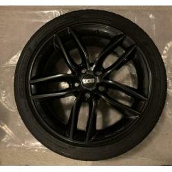 BBS SX 18” 5x114,3 8J ET 40 met Dunlop Sport Maxx GT