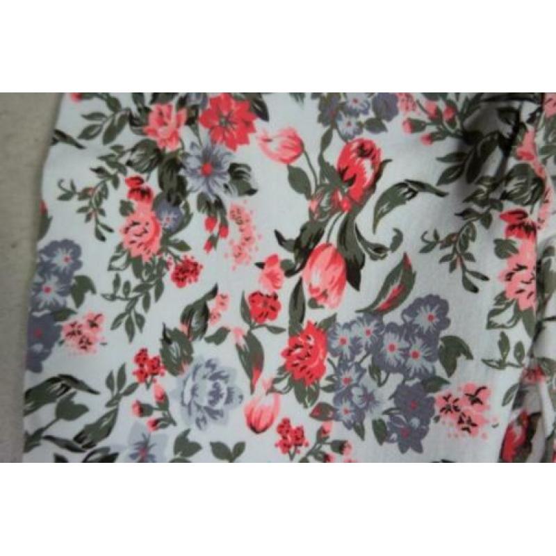 Vrolijke bloemetjesbroek Mt S Merk Fit Originals