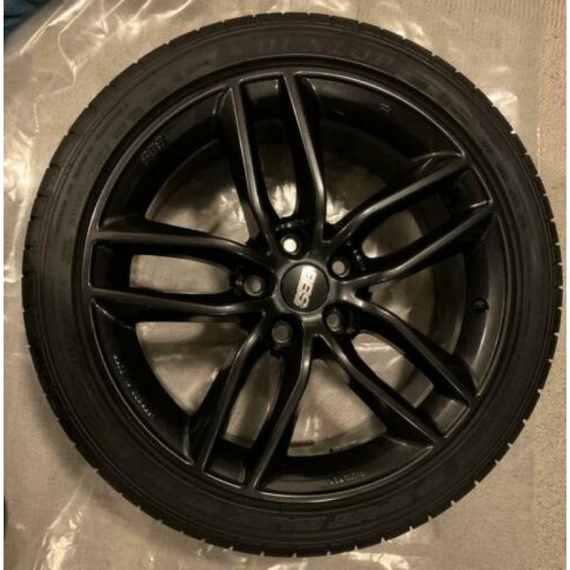 BBS SX 18” 5x114,3 8J ET 40 met Dunlop Sport Maxx GT