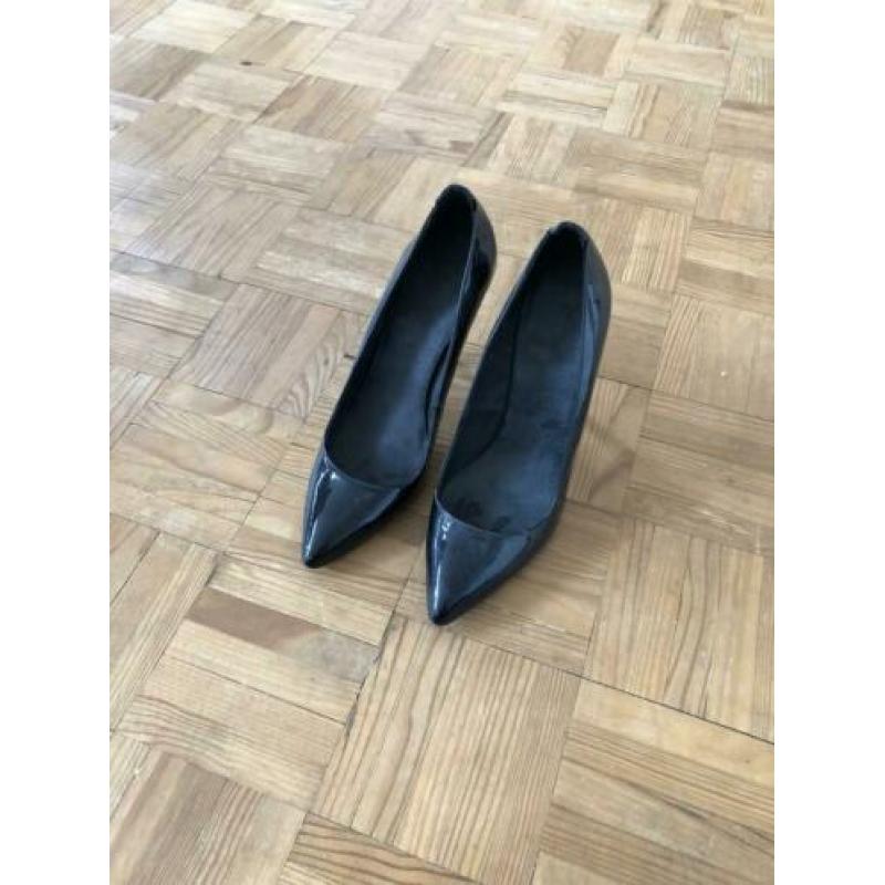 Lak pumps van les prairies de paris maat 40