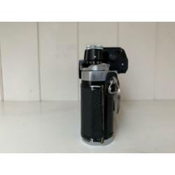 Nikon F2 S / F2 van 1976 met DP-1