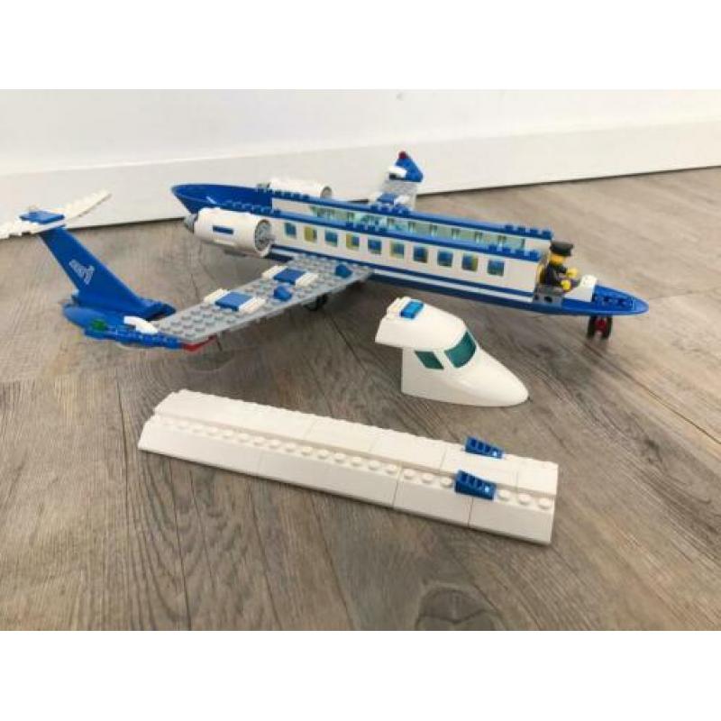 Lego Vliegtuig, in goede staat, boekje in matige staat