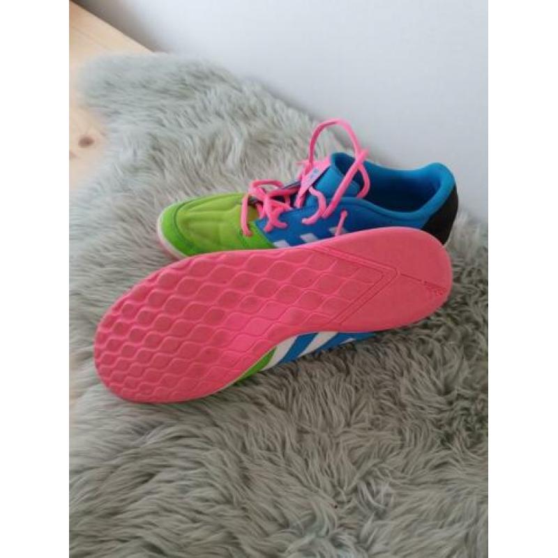 Adidas maat 42 2/3 sala zaalvoetbal schoen