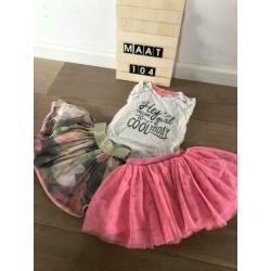 Retour shirt koraalkleur maat 104