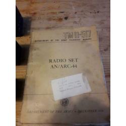 ARC-44, aircraft tranceiver. Incl. Orginele manual