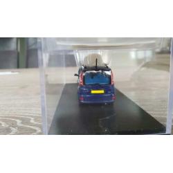 Toyota Yaris Verso schaal 1:43