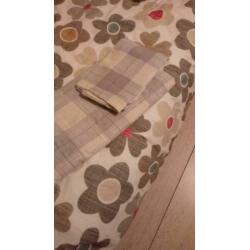 Ijzeren bed 90x200 inclusief matras zo goed als nieuw t