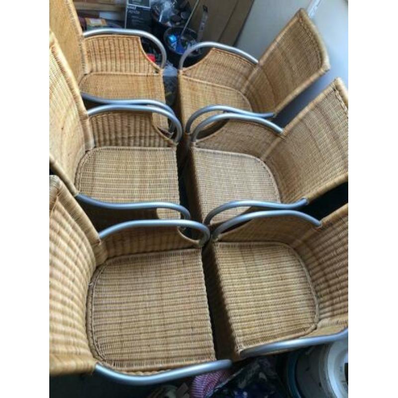 6 Rieten stoelen
