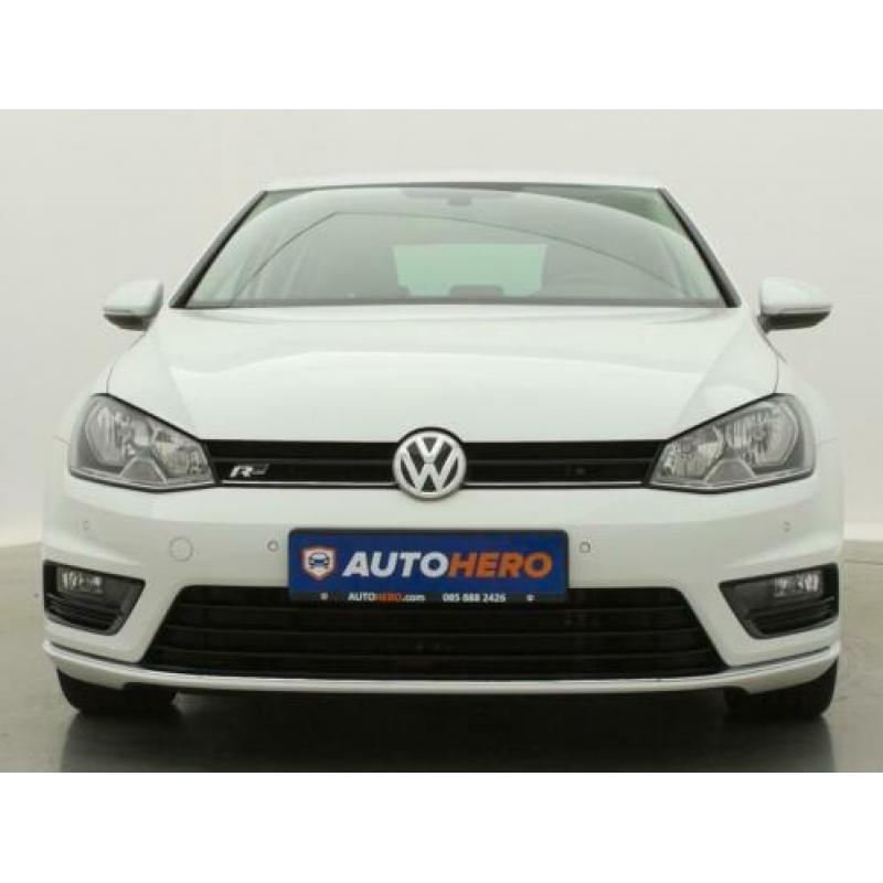Volkswagen Golf 1.2 TSI Business Edition R-Line PJ67181 | Pa