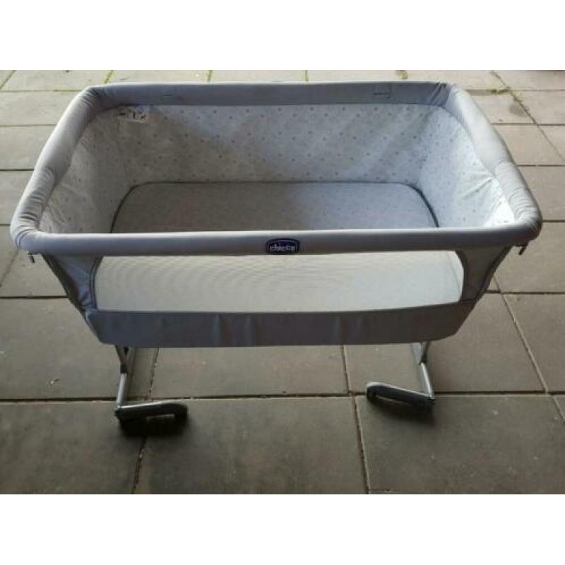 Chicco next 2 me co-sleeper