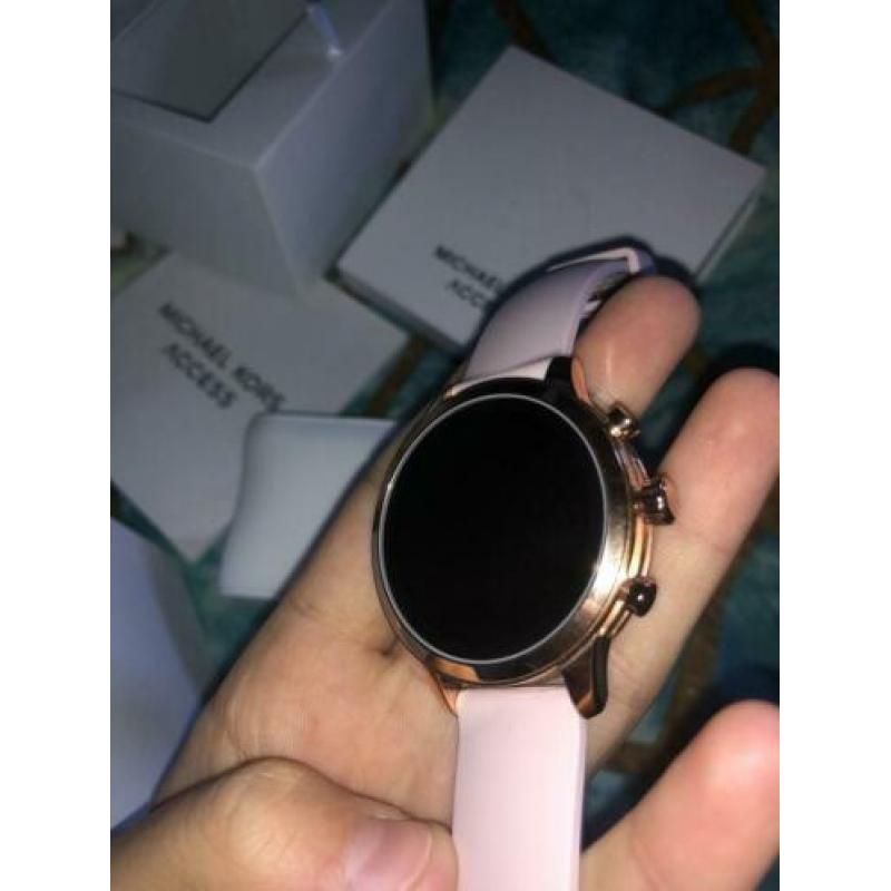 Micheal kors smart watch