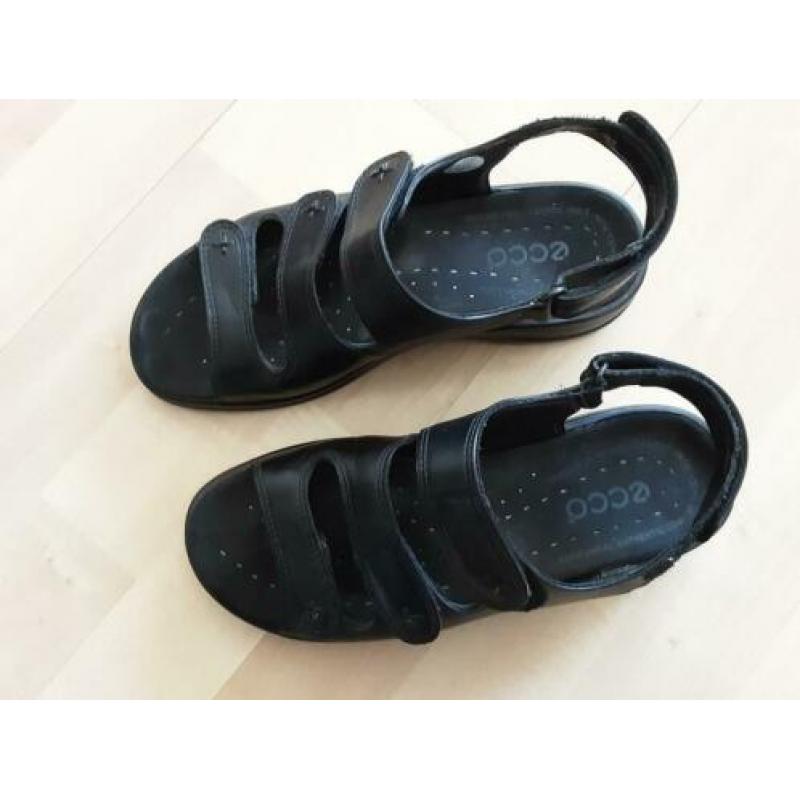Zwarte ecco sandalen maat 38