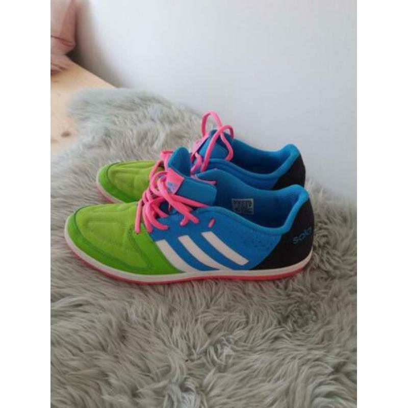Adidas maat 42 2/3 sala zaalvoetbal schoen