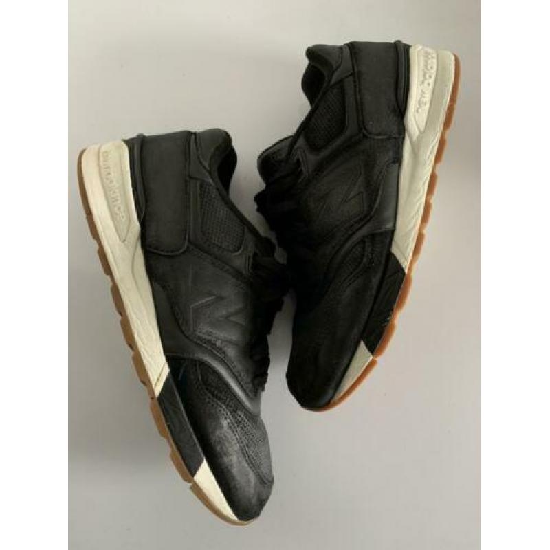 New Balance 597 zwart maat 43