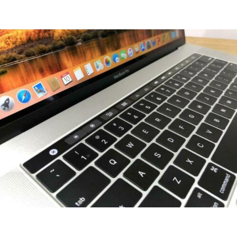 Macbook Pro 15'' Touchbar 2.9Ghz i7 16GB 512GB 2017 2018