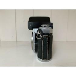 Nikon F2 S / F2 van 1976 met DP-1