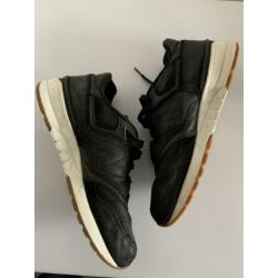 New Balance 597 zwart maat 43