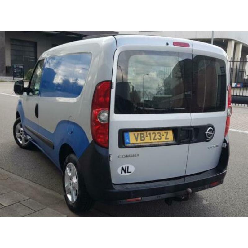 Opel Combo 1.6 CDTi L1H1 AUTOMAAT , Nieuwe Apk , Goed onderh
